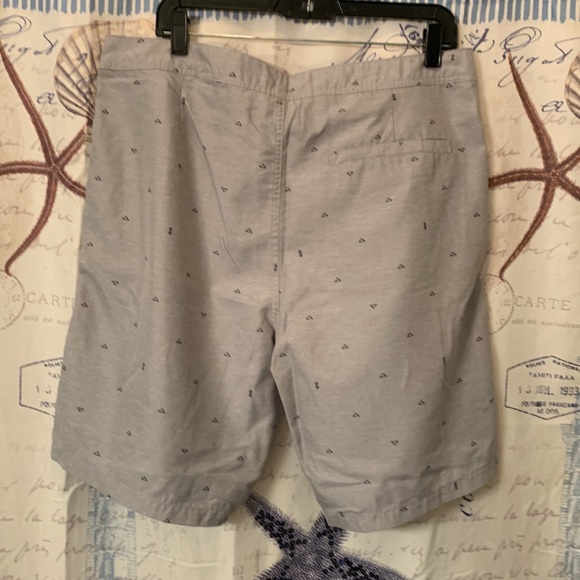 Freeworld shorts - Picture 3 of 3